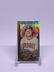 2022 Topps Allen & Ginter Chrome – Manny Machado #83 Mini Gold Refractor /50