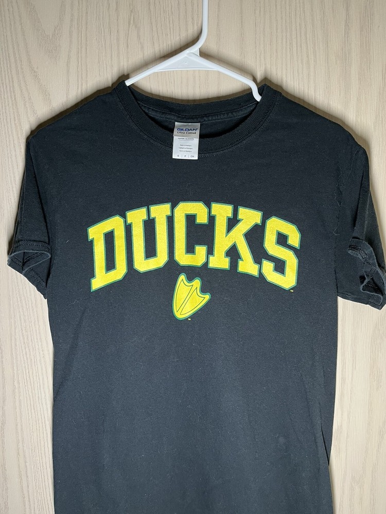 Oregon Ducks College football tee shirt Size Small Black and Yellow Green