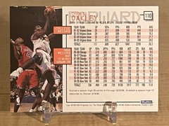 1995-96 NBA Hoops Michael Jordan/Charles Oakley #110 Virginia/New York Knicks
