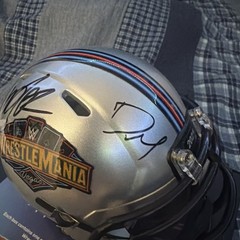 WWE JUDGMENT DAY SIGNED WRESTLEMANIA 41 MINI-HELMET 1/25