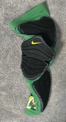 RARE OREGON DUCKS PE THROWBACK Nike Pro Hyperstrong Padded RIGHT Arm Sleeve L/XL