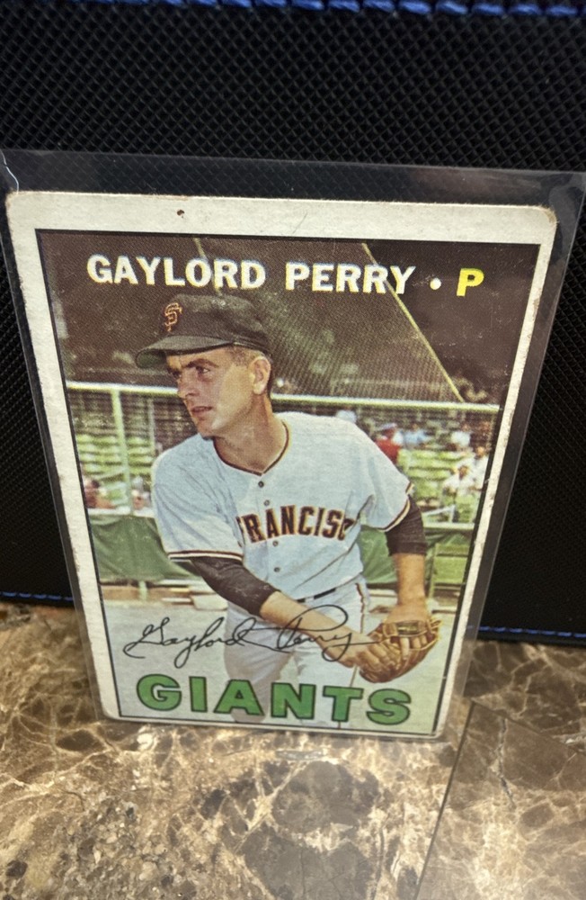 1967 Topps – Gaylord Perry #320
