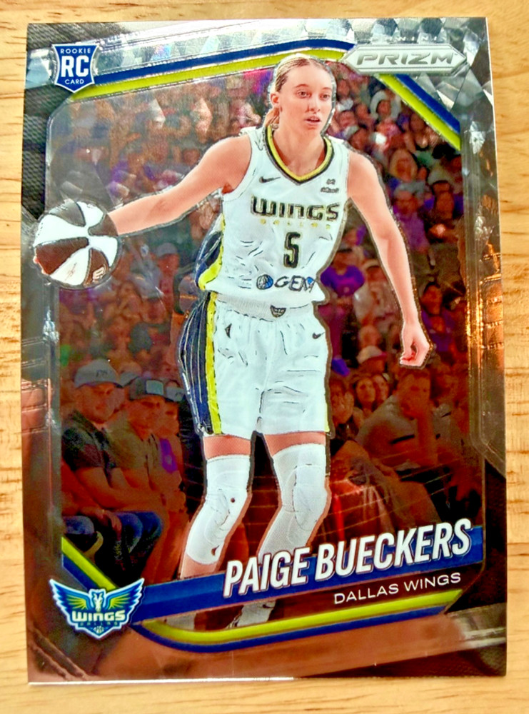 2025 Panini Prizm WNBA – Paige Bueckers #5 Swirl Prizm (RC)