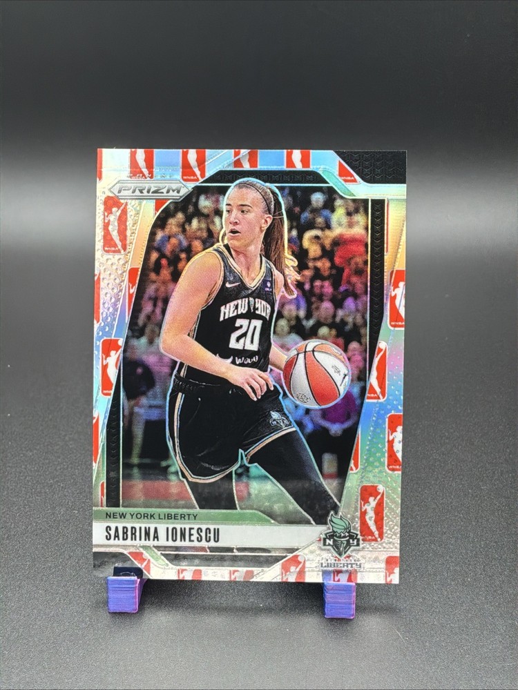 2024 Panini Prizm WNBA – Sabrina Ionescu #17 WNBA Logo Prizm