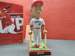 Mike Trout Los Angeles Angels MLB 2017 SGA Double Bobblehead NIB Dual MVP