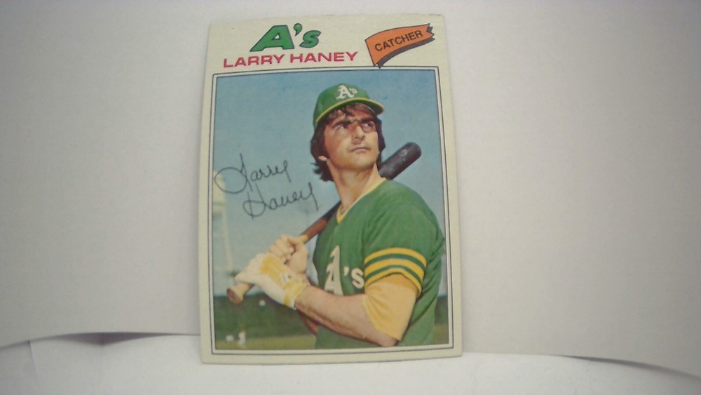 1977 Topps Baseball Cards 12-656
