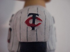 Minnesota Twins Tom Kelly #10 2002 Season Ticket Holder SGA Giveaway Bobblehead