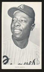 1970 Atlanta Braves Team Issue (3-3/8&Prime;x 5-1/2&Prime;) -HANK AARON *HOF*