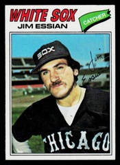1977 Topps Baseball Card #529 Jim Essian Chicago White Sox