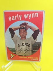1959 Topps – EARLY WYNN #260 Chicago White Sox – Crease FILLER