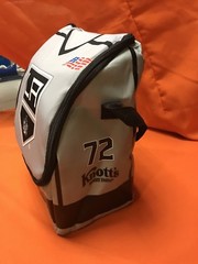 Mascot Bailey #72 LA Kings Jersey Insulated Zipped Lunch Bag Color: Gray New!
