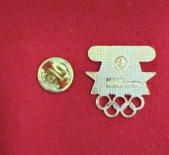 *VINTAGE* 1984 LOS ANGELES OLYMPICS PIN – Pacific Telesis « Pac Tel » sponsor
