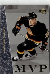 1996-97 Collector&rsquo;s Choice #UD4 Alexander Mogilny Upper Deck MVP