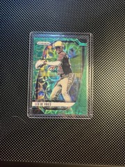 2025 Panini Prizm – Leo De Vries, Leo De Vries #47 Green Scope Prizm /75 (RC)
