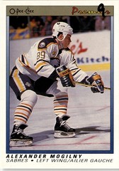 1990-91 O-Pee-Chee Premier #75 Alexander Mogilny