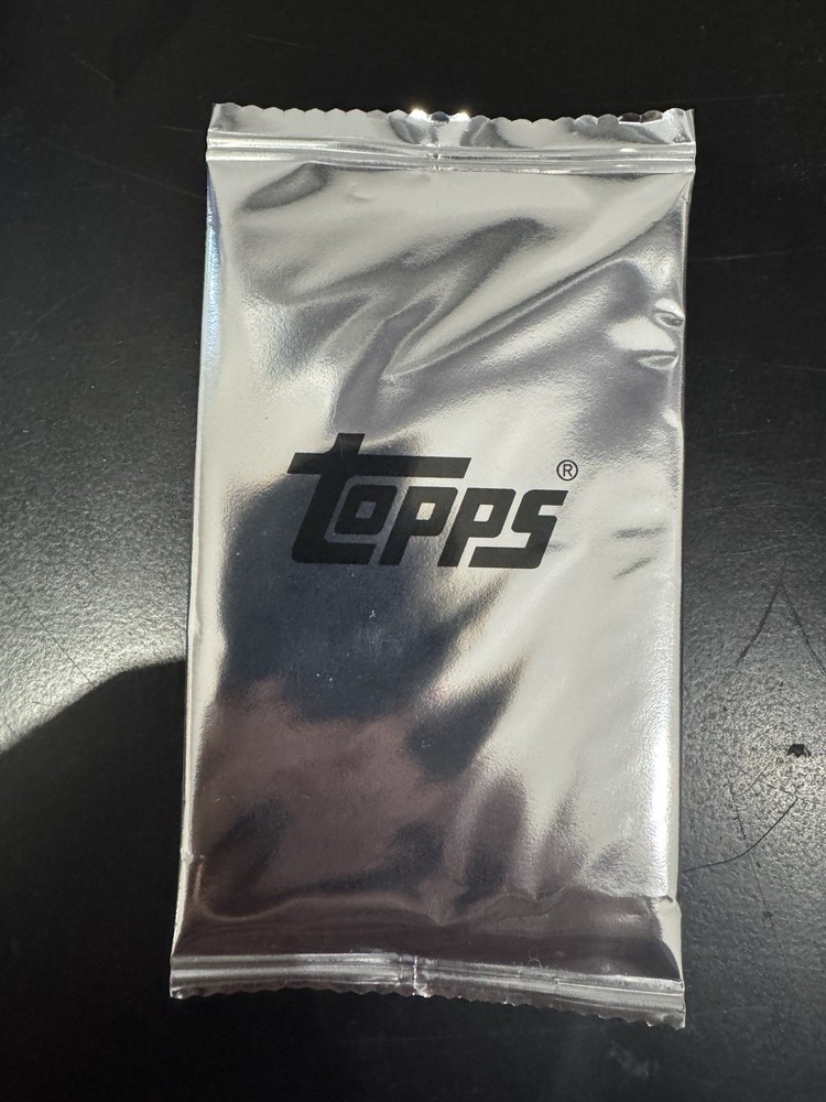 Fanatics Fest 2026 TOPPS EXCLUSIVE SILVER PACK Random Sport pack