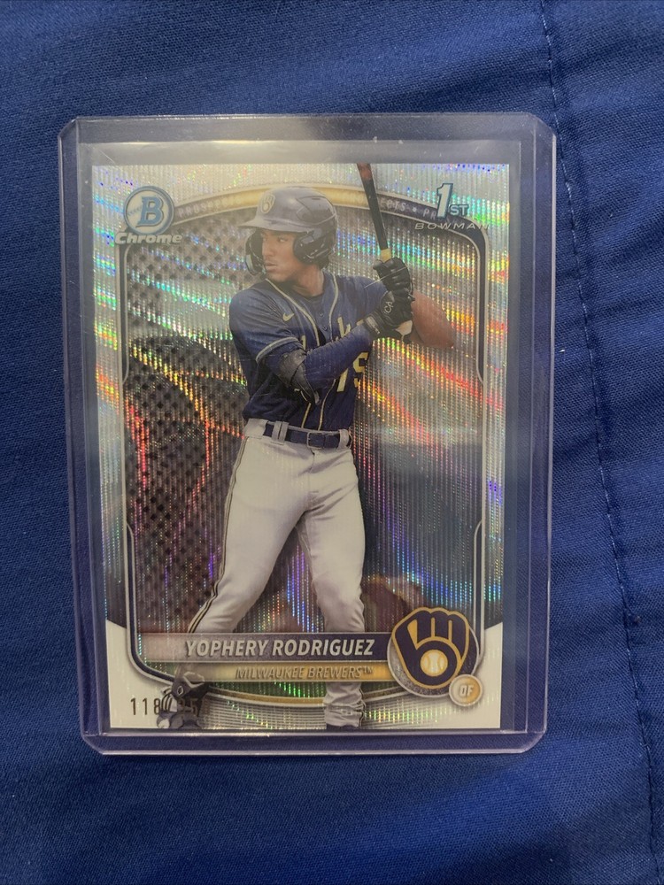 2025 Bowman Chrome Baseball Yophery Rodriguez Wave Refractor /350