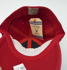 Montreal Canadians-Red Retro Brand-NHL Distressed Fitted Size L/XL Hat/Cap-NWT