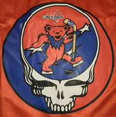 Adult Small Grateful Dead Washington Capitals replica Hockey Jersey NHL hockey
