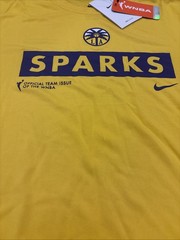 LOS ANGELES SPARKS Basketball WNBA Dri Fit NIKE Short Sleeve LARGE Yellow Shirt