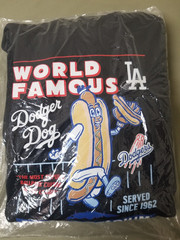 New Mitchell & Ness Mens MLB Los Angeles Dodgers Dodger Dog Hoodie.