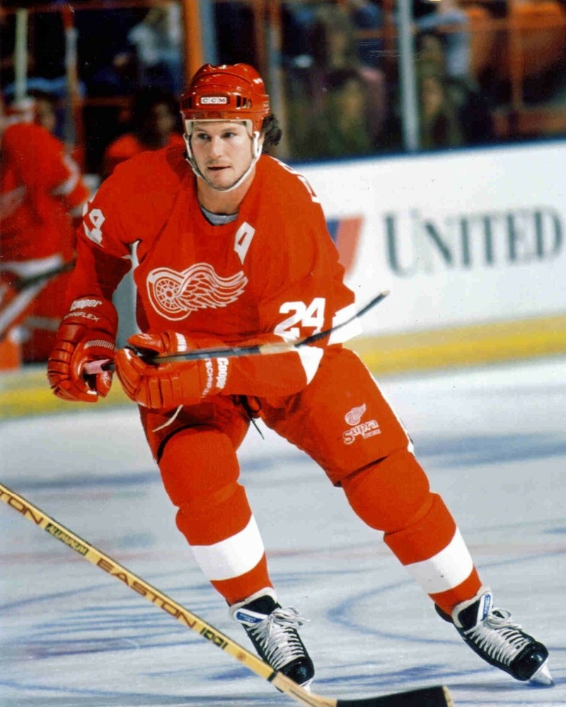 BOB PROBERT 8X10 PHOTO HOCKEY RANGERS RED WINGS PICTURE NHL