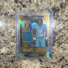 Tyreek Hill Miami Dolphins Heart of Gold Memorabilia / 199 2023. Gold Standard