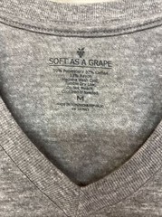 Soft as a Grape Pittsburgh Pirates Gray with Pink Women’s T-shirt Size M NEW