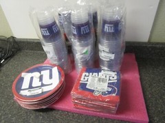 New York Giants Party Pack – (150) Plastic Cups (48) Paper Plates (96) Napkins
