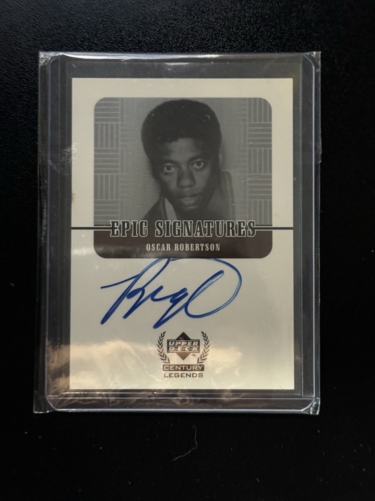 Oscar Robertson 1999 Upper Deck Century Legends Epic Signatures Auto W/ Mag