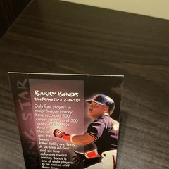 1997 Fleer Soaring Stars #2 Barry Bonds Refractor Pattern Insert Card