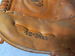 Spalding Baseball Glove Carl Yastrzemski 42-3421 Triple Crown Mitt RHT Great 2