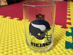 4 Vintage Minnesota Vikings 4-3/4&Prime; Tall NFL Helmet Logo 12 Oz Glasses Free Ship