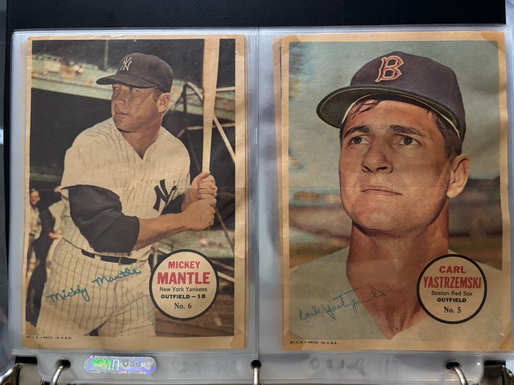 1967 Topps – Poster Inserts Lot of 33 Mickey Mantle, Hank Aaron, Willie Mays Etc