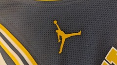 Nike Michigan Wolverines Danny Wolf #1 Jordan Basketball Jersey XL Navy Blue NWT
