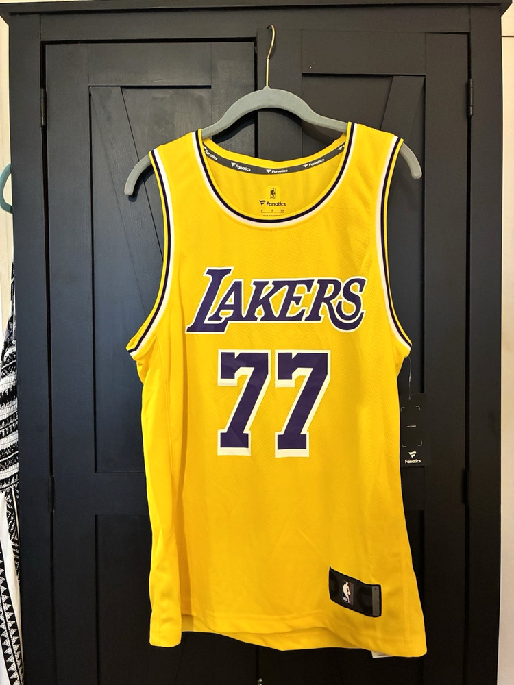 Fanatics Branded Fast Break Luka Doncic #77 Lakers Jersey-Men&rsquo;s Small-NWT