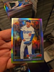 2026 Topps Chrome Yoshinobu Yamamoto 75 Years Of Baseball Refractor LA Dodgers