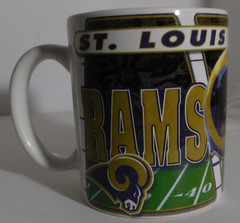 St Louis Rams NFL Football Ceramic Coffee Cup Mug 90&rsquo;s 3 3/4&Prime; tall NOS