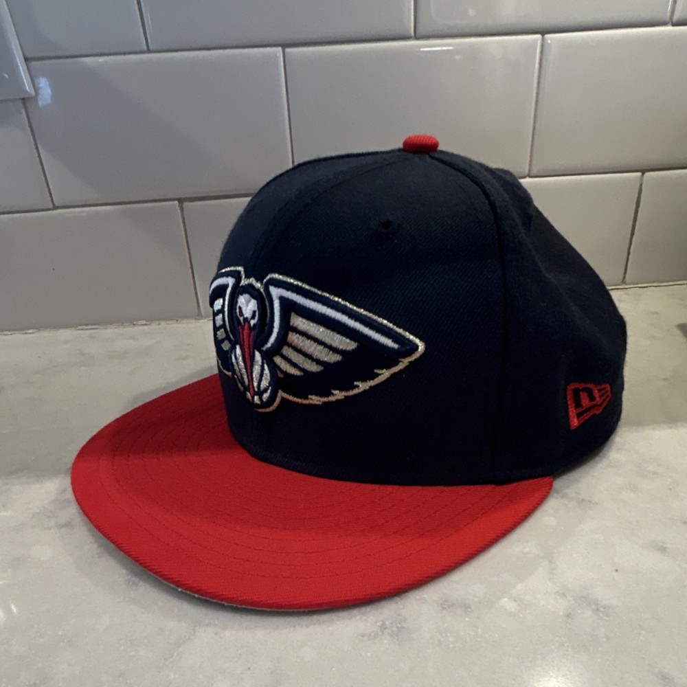 New Era New Orleans Pelicans 59FIFTY Cap (Navy and Red, NBA, Size 7 1/4)