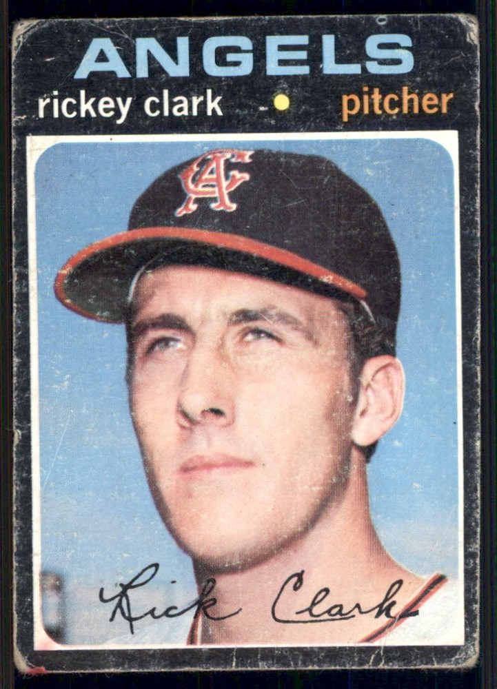 1971 Topps #697 Rickey Clark