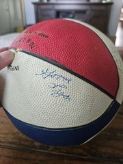 1970-71 Kentucky Colonels Team Hand Signed ABA Basketball Dan Issel Rookie Auto