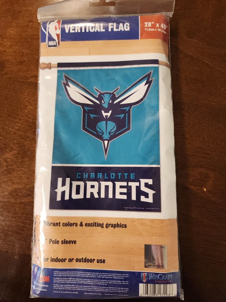 Charlotte Hornets NBA Vertical House Flag from WinCraft 28&Prime; x 40&Prime;. NEW.