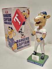 Captain Bobblehead Texas Rangers Mascot 2018 Toyota Kloanz SGA COMPLETE w/ BOX