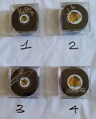 Chicago Blackhawks signed NHL Hockey Puck: Please select your players