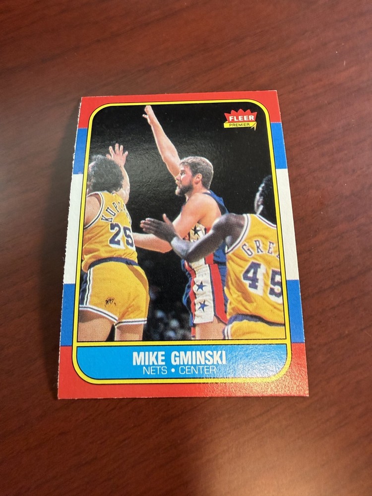 1986-87 Fleer #38 Mike Gminski. EX/MT