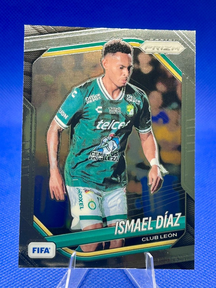 2025-26 Panini Prizm FIFA Soccer Ismael Diaz #207