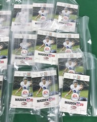 Madden NFL 2008 09 7-11 Donruss Football Cards Set Complete 10 cards ea