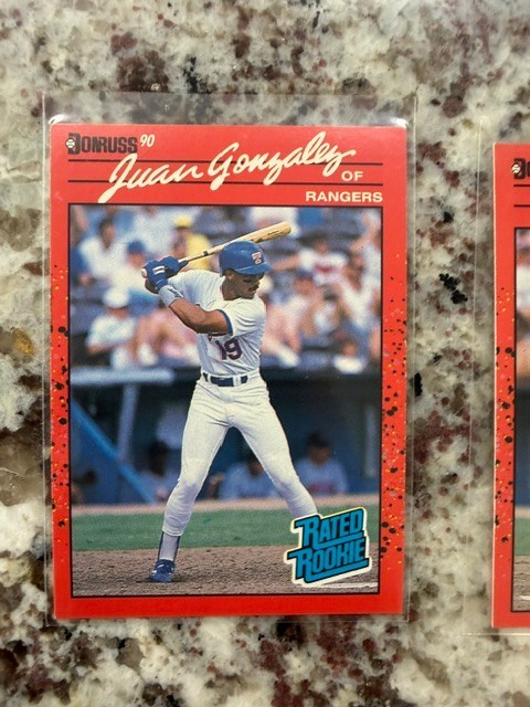 1990 DONRUSS MLB BASEBALL RATED ROOKIE CARD TEXAS RANGERS JUAN GONZALEZ #33