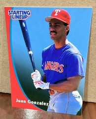 JUAN GONZALEZ 1998 KENNER STARTING LINEUP CARD – TEXAS RANGERS