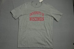 Uniqlo Wisconsin Badgers Shirt Mens Large Gray Graphic NCAA a4